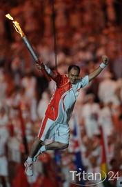 演员李宁,从体操冠军到时尚偶像的华丽转身