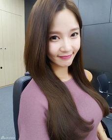 yang娱乐,揭秘明星幕后故事，带你走进璀璨星光世界